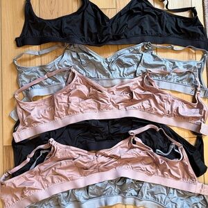 Bodily breast-feeding and pumping bras size medium